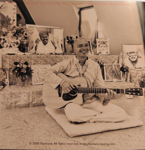 Eternity - Indische Bhajans von und mit Shankara